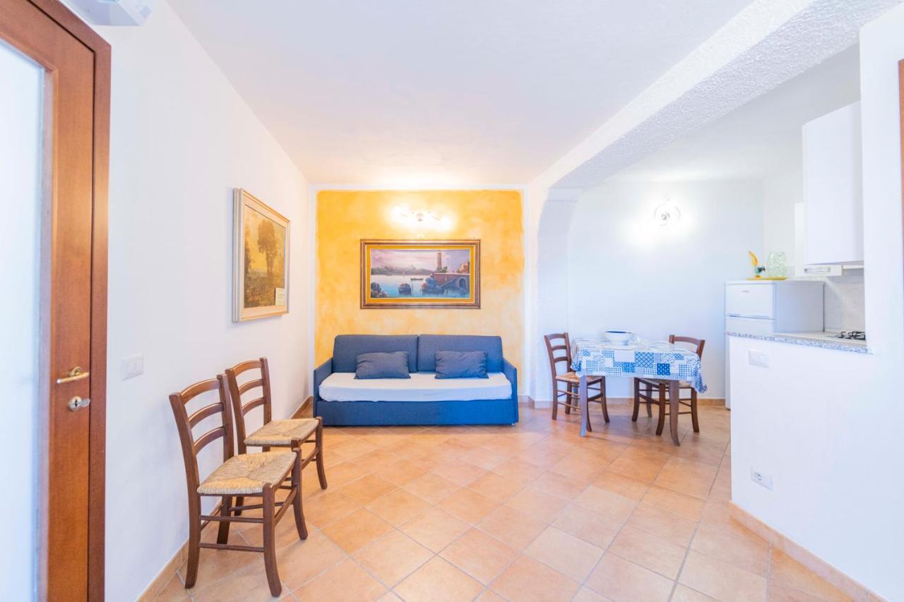 Casa Vacanza Il Portico 모네글리아 외부 사진